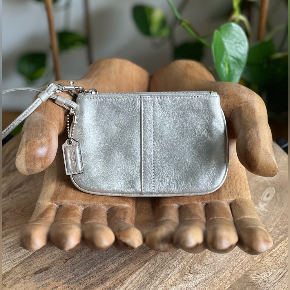 Vintage Coach Gold Leather Wristlet EUC
